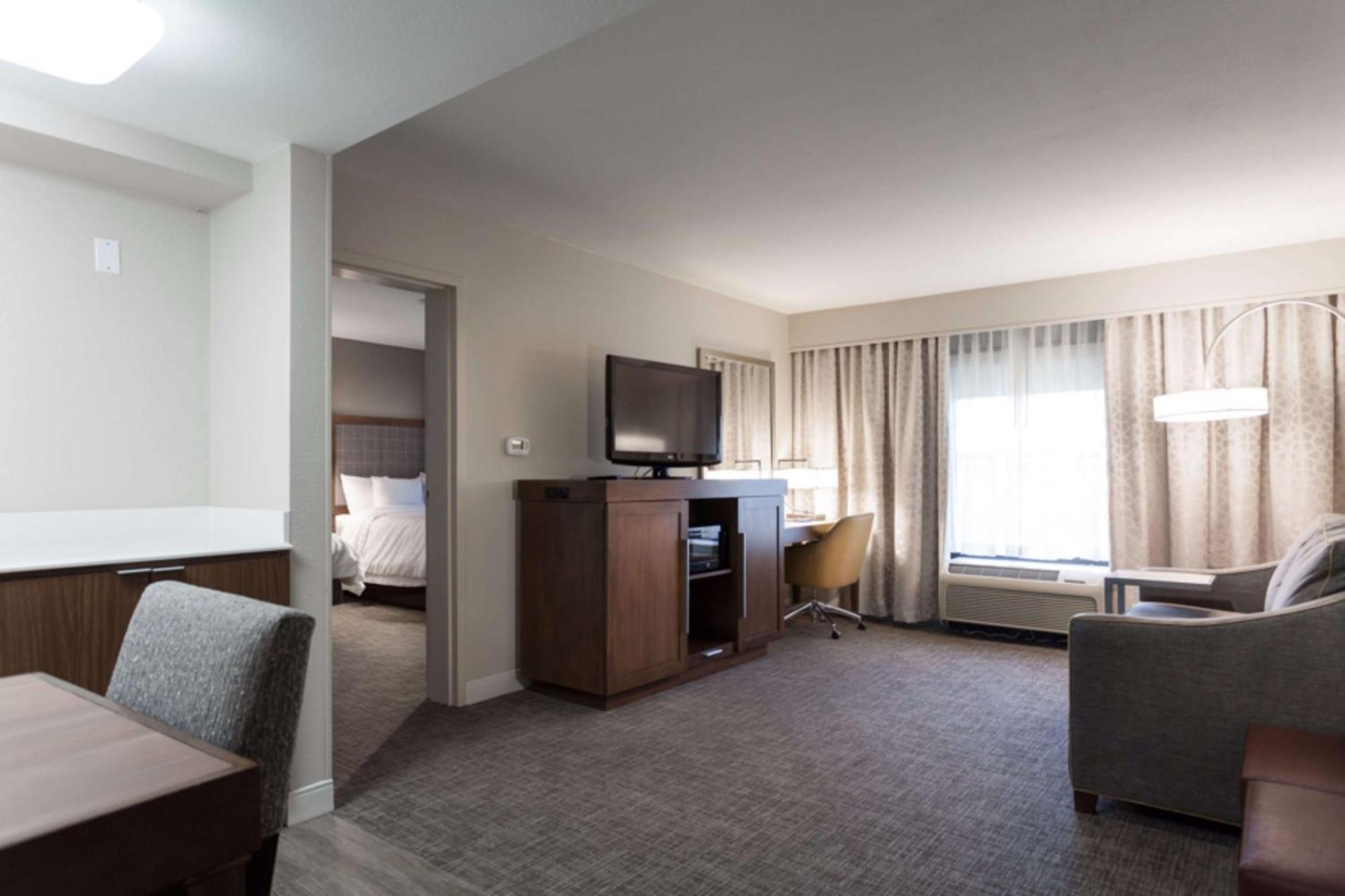 Hampton Inn & Suites Dallas Dfw Airport North גרייפוויין מראה חיצוני תמונה